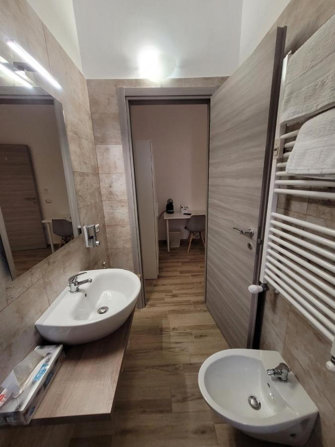 Tiber Rooms Testaccio Rome Exterior photo